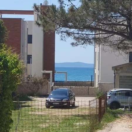 Apartmani Meri Vir Exterior photo