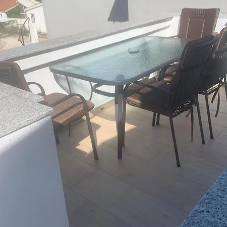 Apartmani Meri Vir Exterior photo